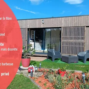 La Au Fond Du Jardin - 300m De La Séjour chez l'habitant Saint-Malo
